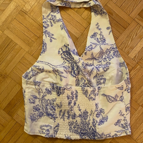 Dainty porcelain floral pattern halter top vest - Picture 2 of 2